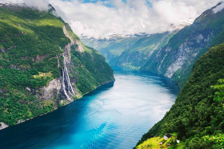 nachhaltiges IT Lifecycle Management CHG-MERIDIAN und Green Mountain